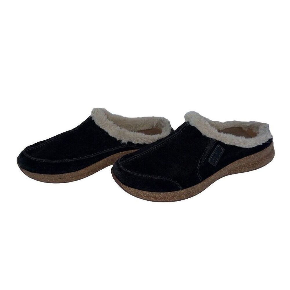 Taos Footwear Black Slip-On Shearling-Lined Clogs